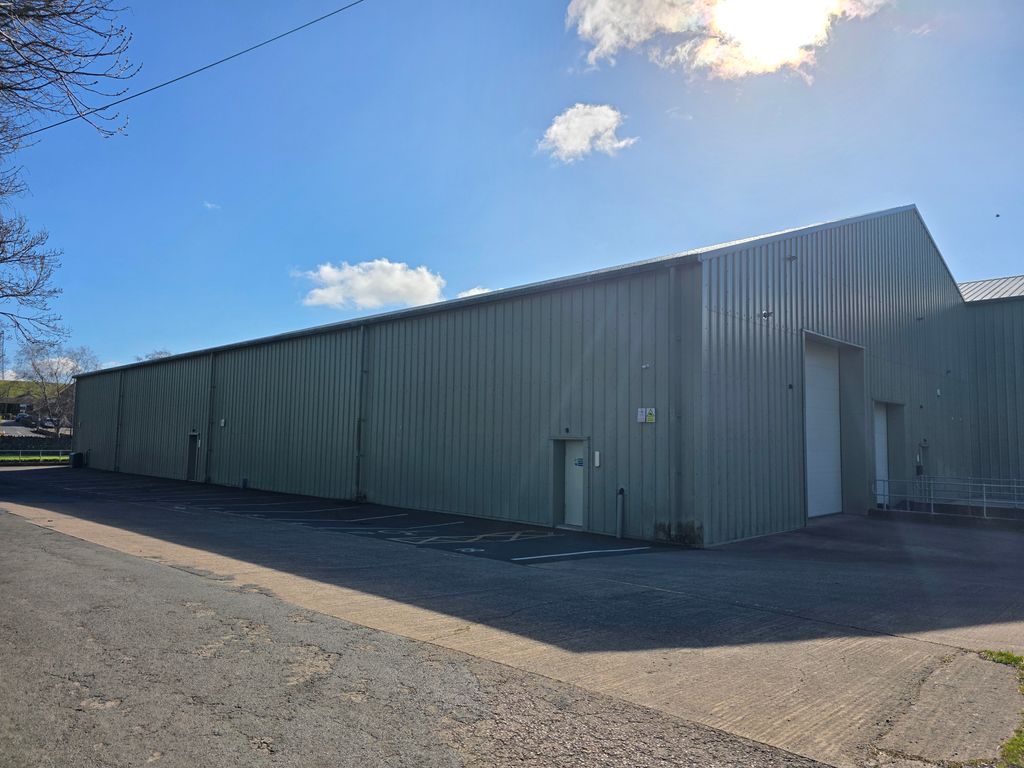 Property photo 3 of 8