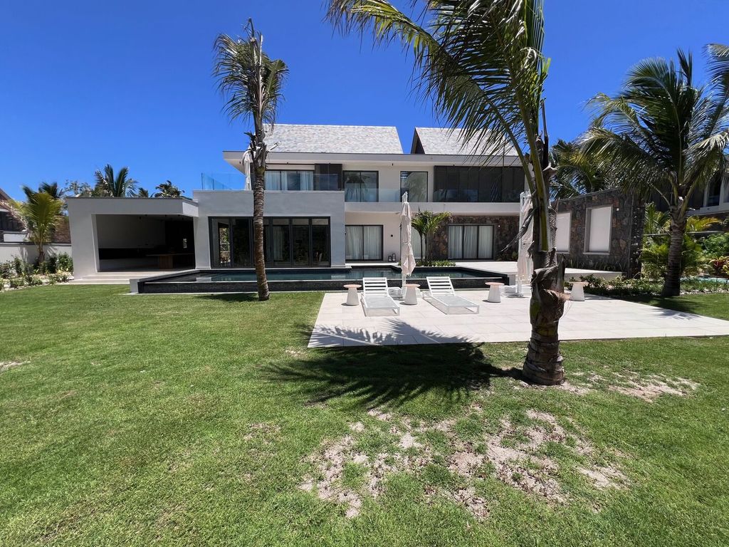 Property photo 1 of 81