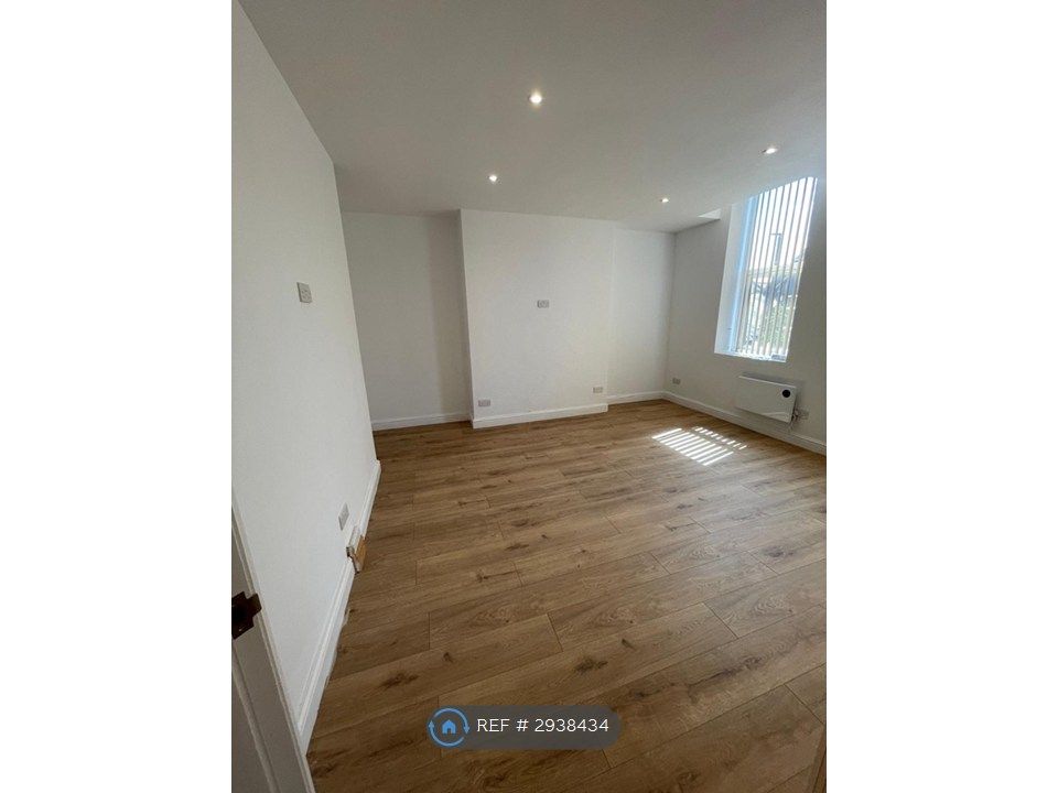 Property photo 1 of 26