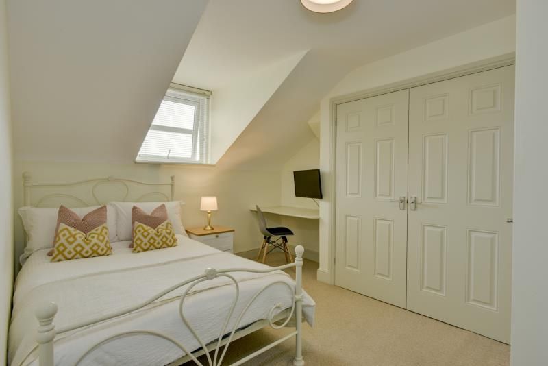 Property photo 2 of 8 Photo 1