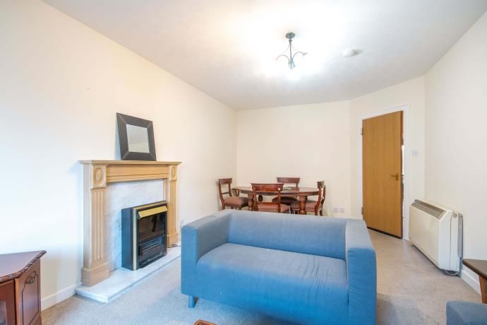 Property photo 2 of 12