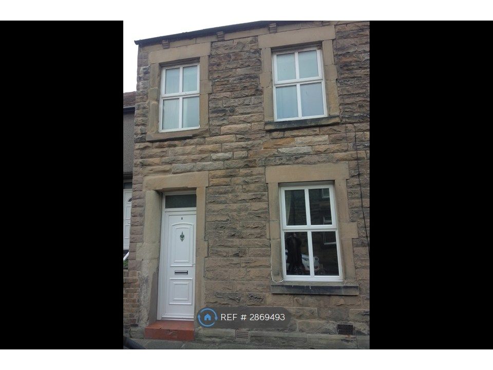 Property photo 2 of 27