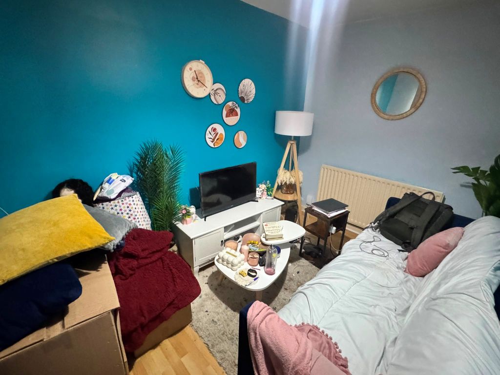 Property photo 2 of 5