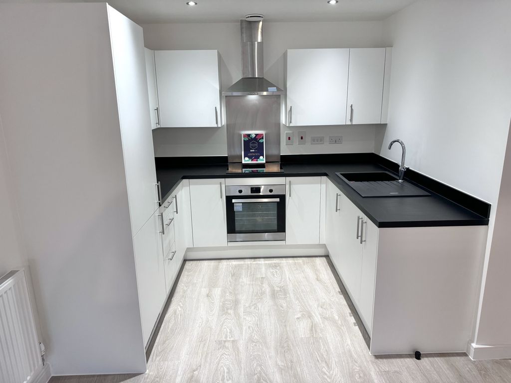 Property photo 3 of 11 Img_1378