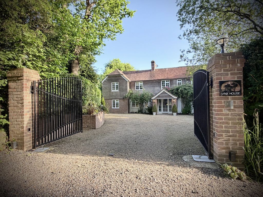 Property photo 1 of 29
