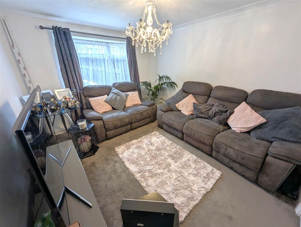 Property photo 2 of 19 Pxl_20250221_142924256.Raw-01.Cover.Jpg