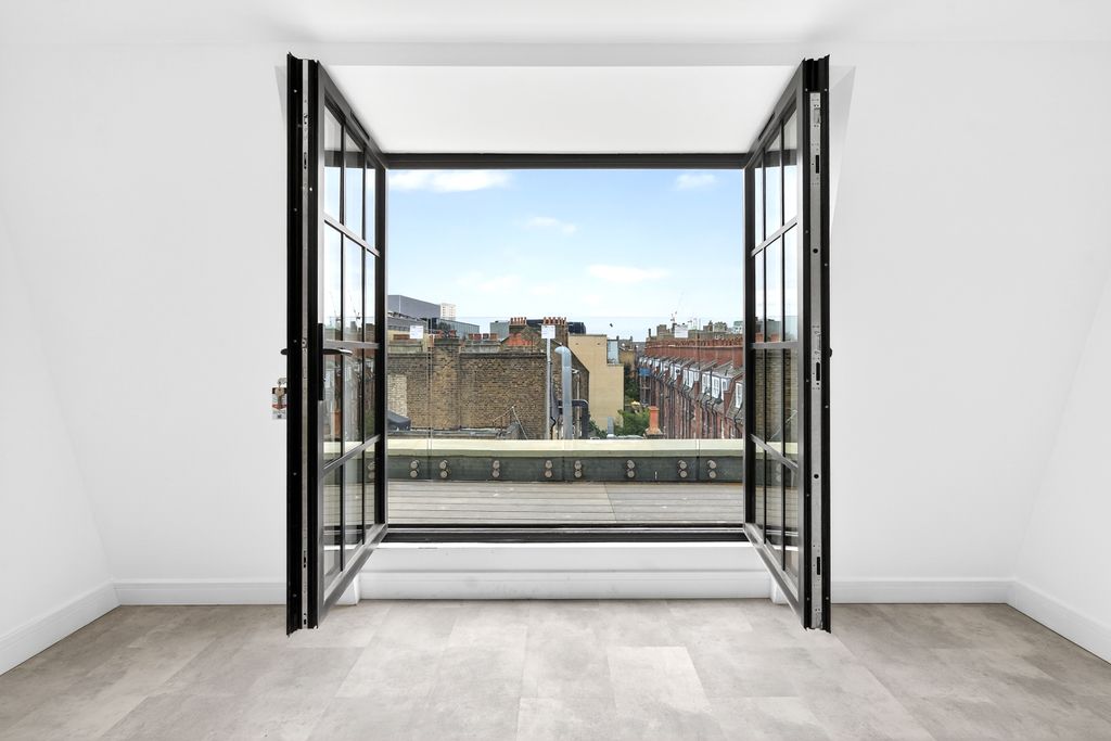 Property photo 3 of 13 Dsc07654