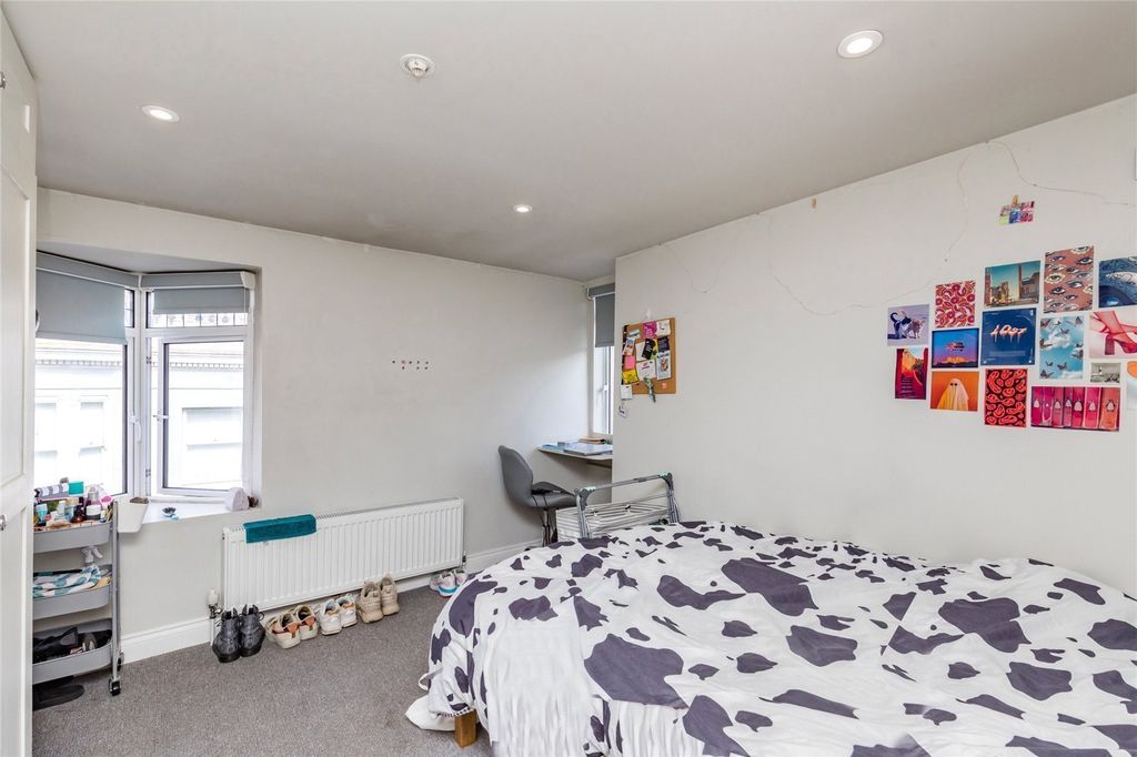 Property photo 1 of 10 Picture No. 09