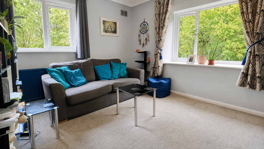 Property photo 3 of 7 Fe18F70c-E703-430F-9d5c-2300Ade6E43A