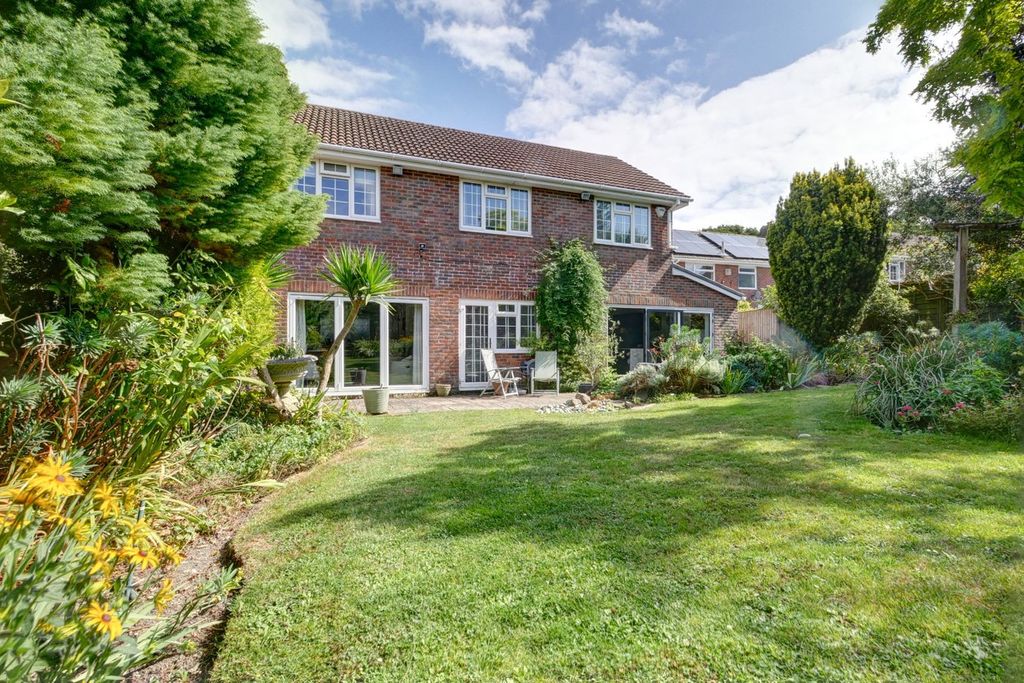 Property photo 1 of 41