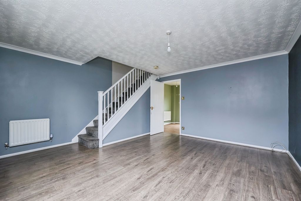 Property photo 3 of 30