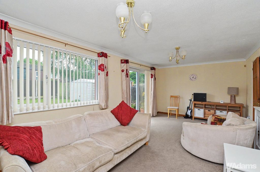 Property photo 3 of 23