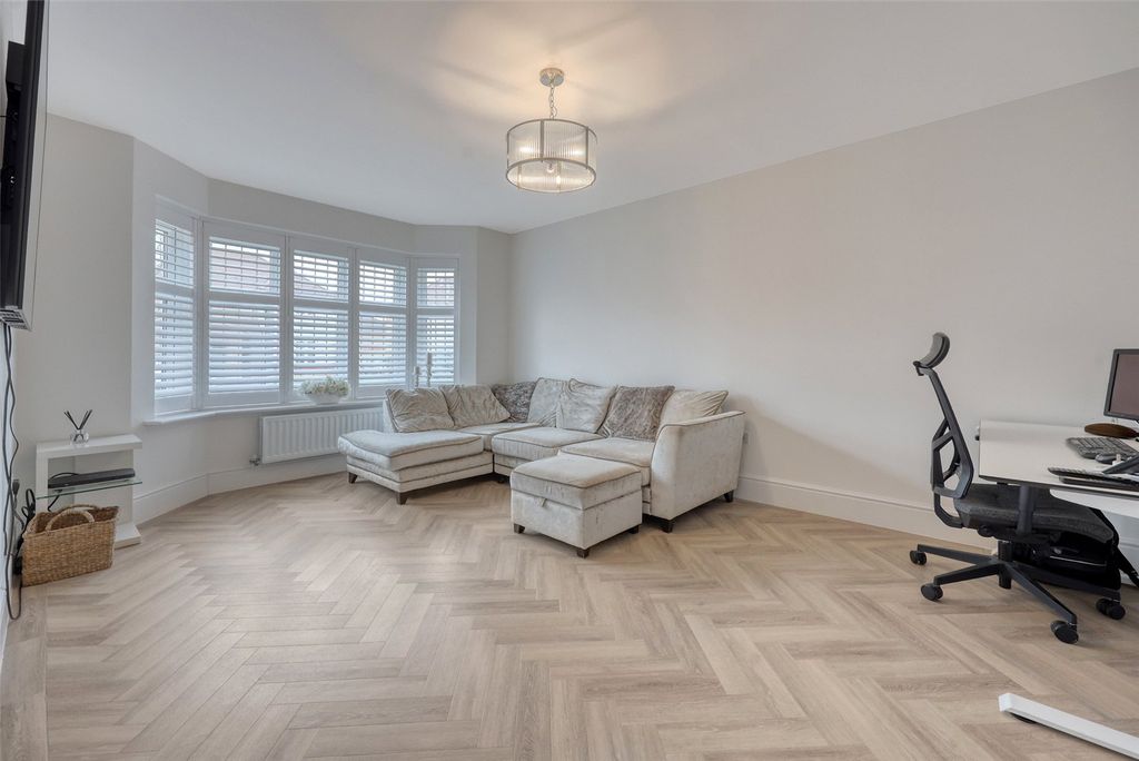 Property photo 2 of 24 Picture 2