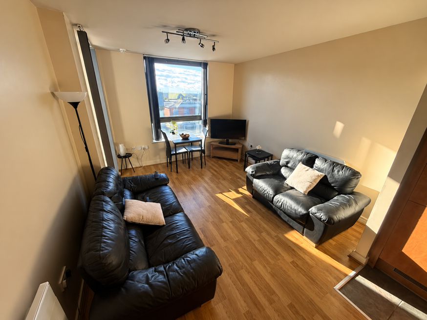 Property photo 2 of 6