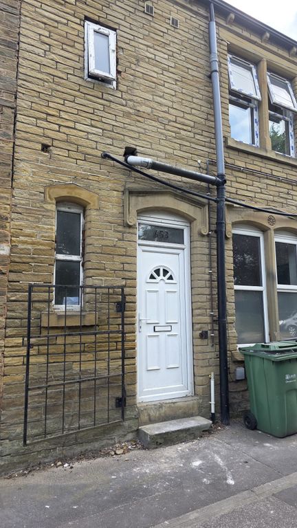 Property photo 1 of 9