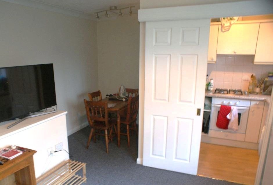 Property photo 3 of 5