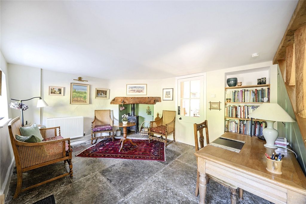 Property photo 2 of 17 Picture No. 09