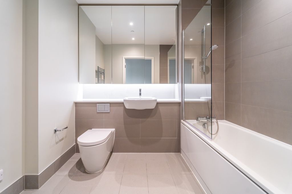 Property photo 3 of 8 Ndb05915