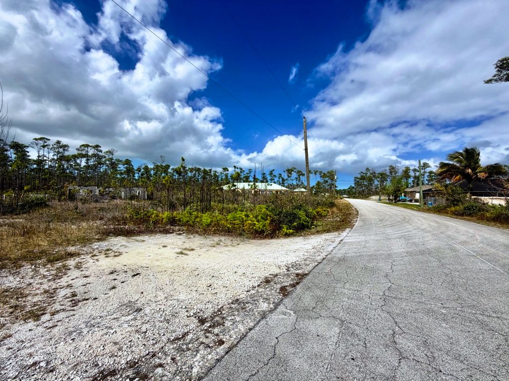 Property photo 2 of 9