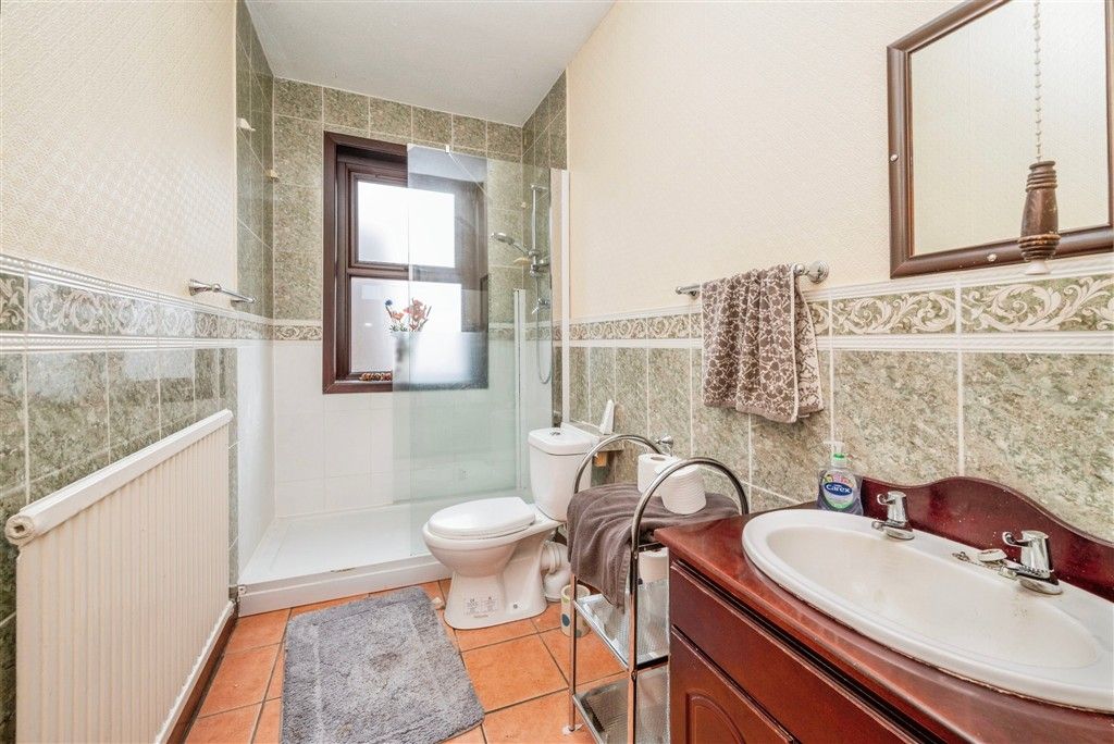 Property photo 3 of 5