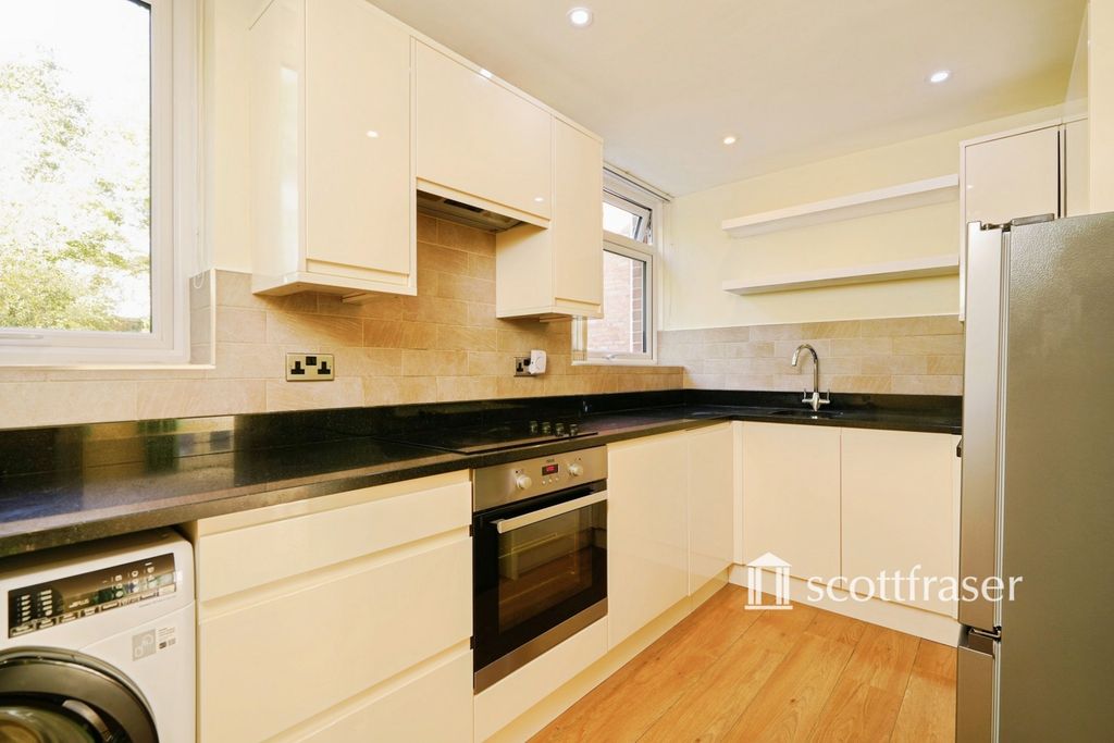 Property photo 3 of 15 Pbox-Img.Jpg
