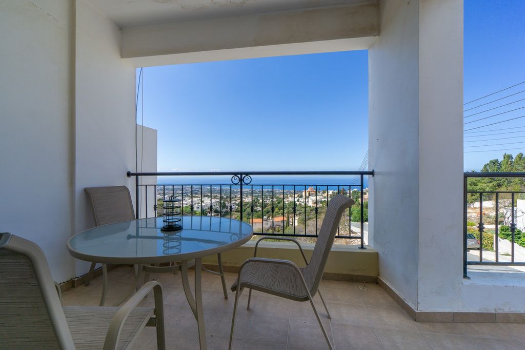 Property photo 3 of 23