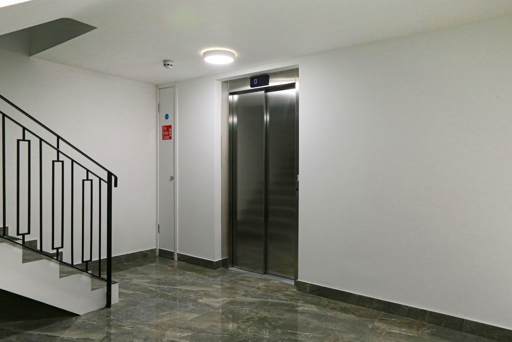 Property photo 2 of 8