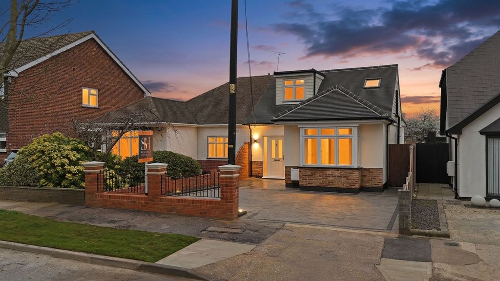 Property photo 3 of 15