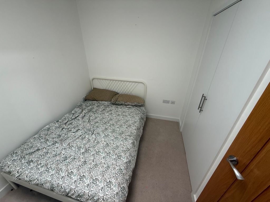 Property photo 3 of 8 Picture No. 01