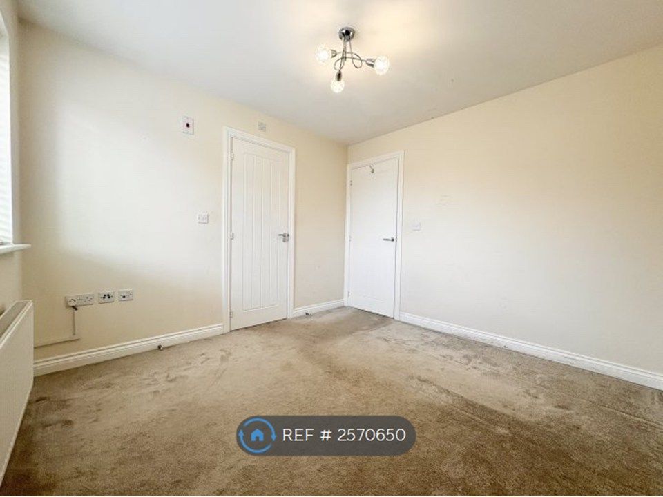 Property photo 3 of 9