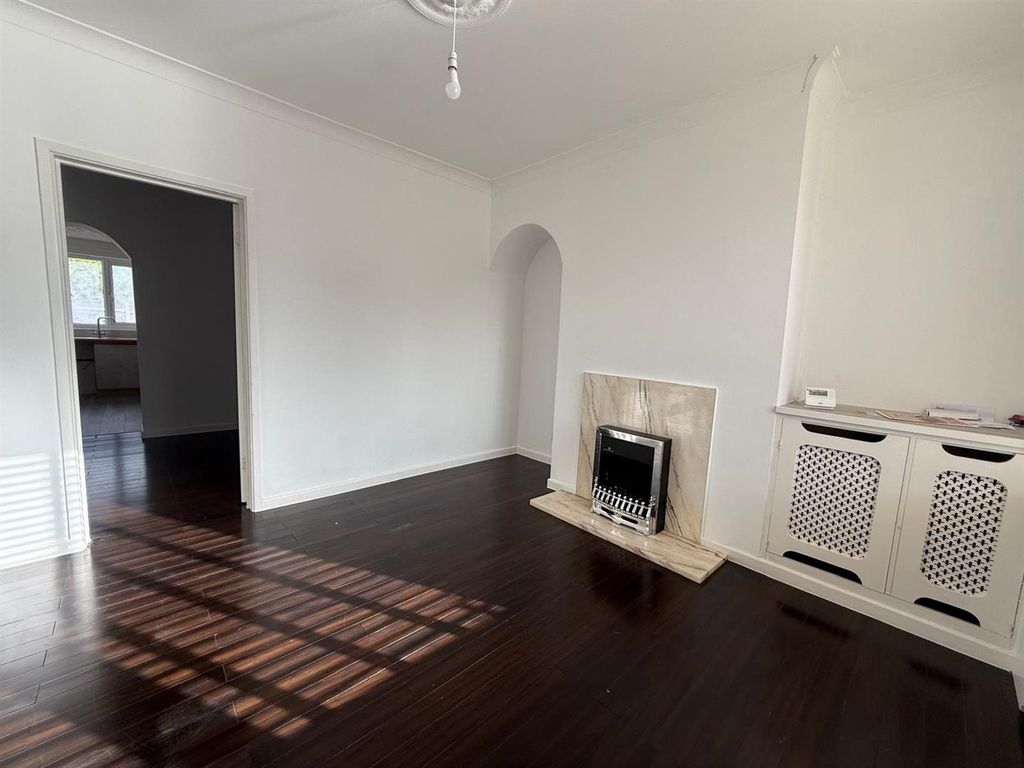 Property photo 2 of 17 Img-20251023-Wa0016.Jpg