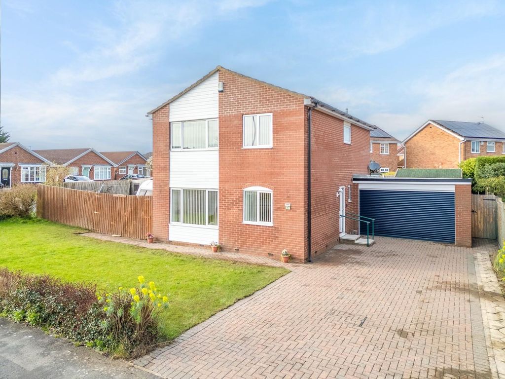 Property photo 1 of 20 Exterior