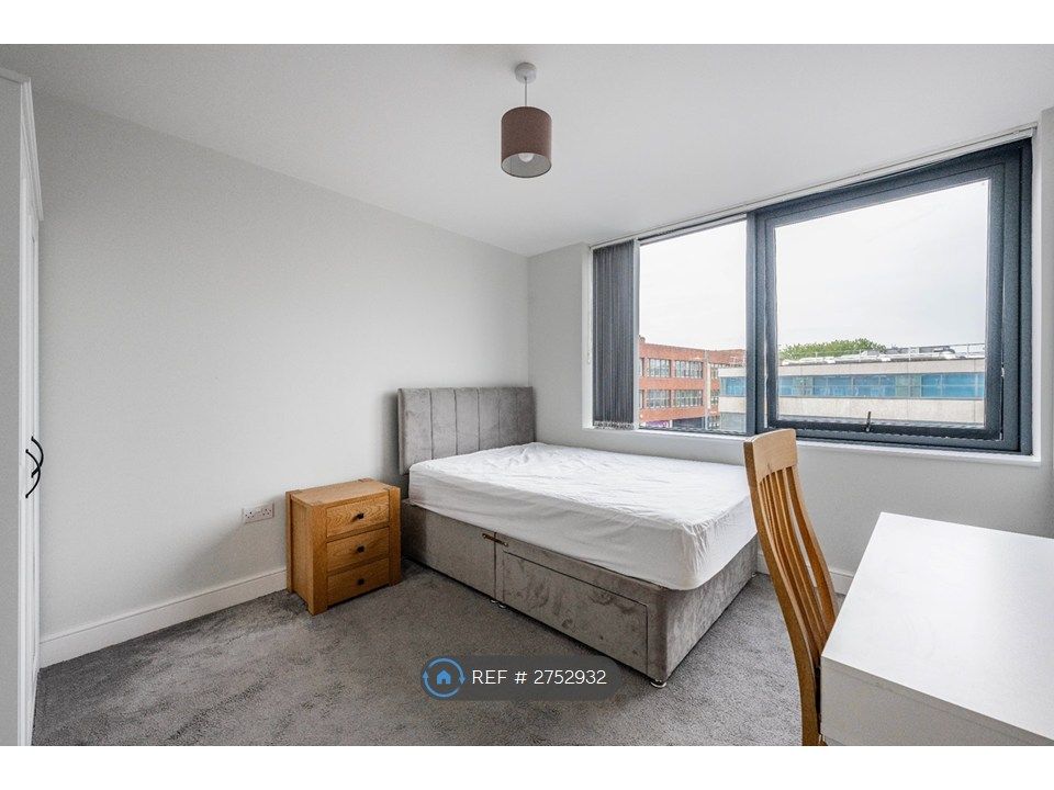 Property photo 3 of 7