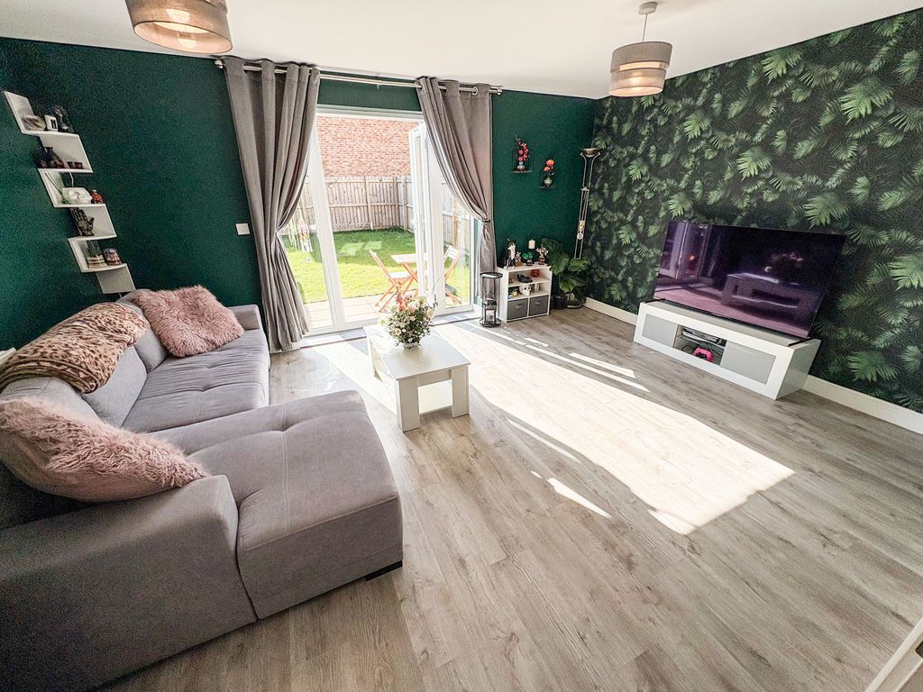 Property photo 2 of 11 Photo 9