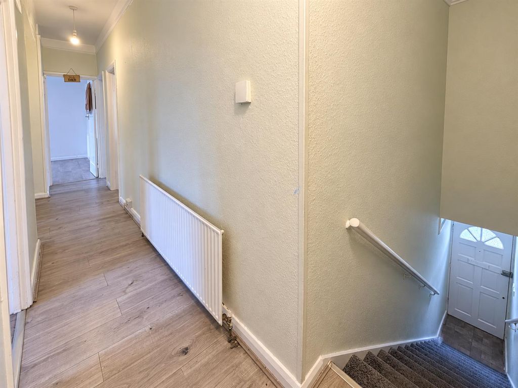 Property photo 3 of 11 12.Png