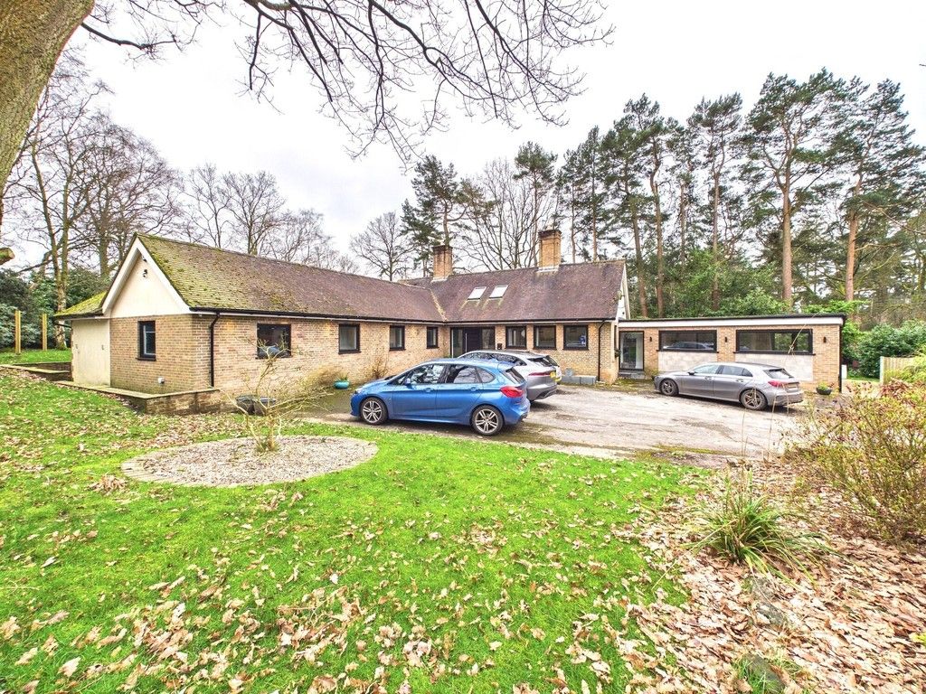 Property photo 1 of 45 Bungalow