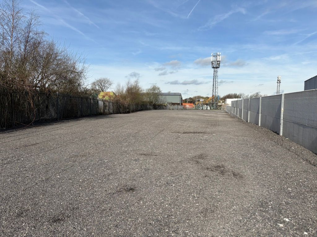 Property photo 3 of 5 Photo 2