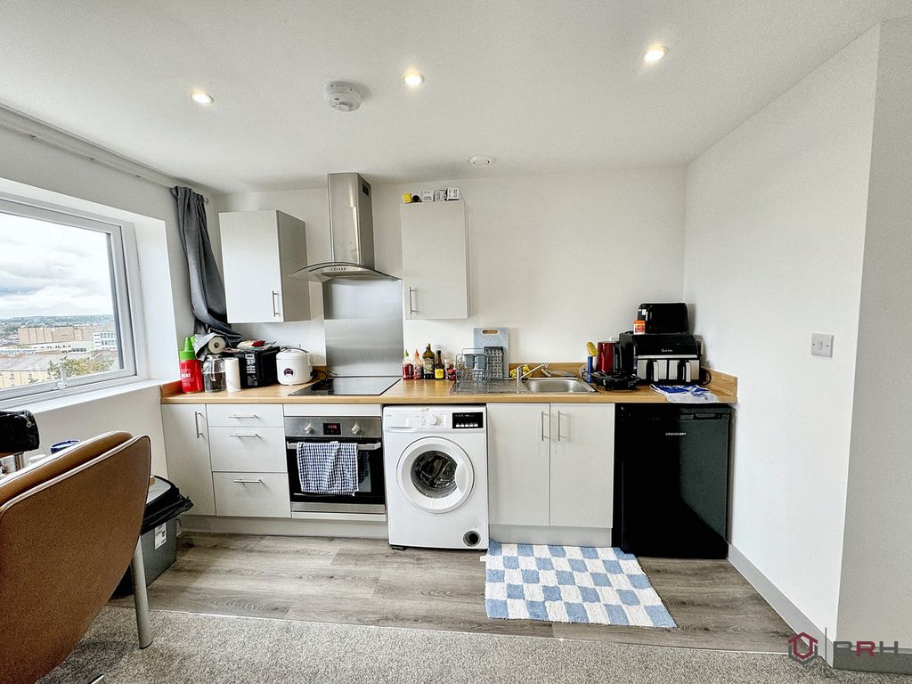 Property photo 2 of 15
