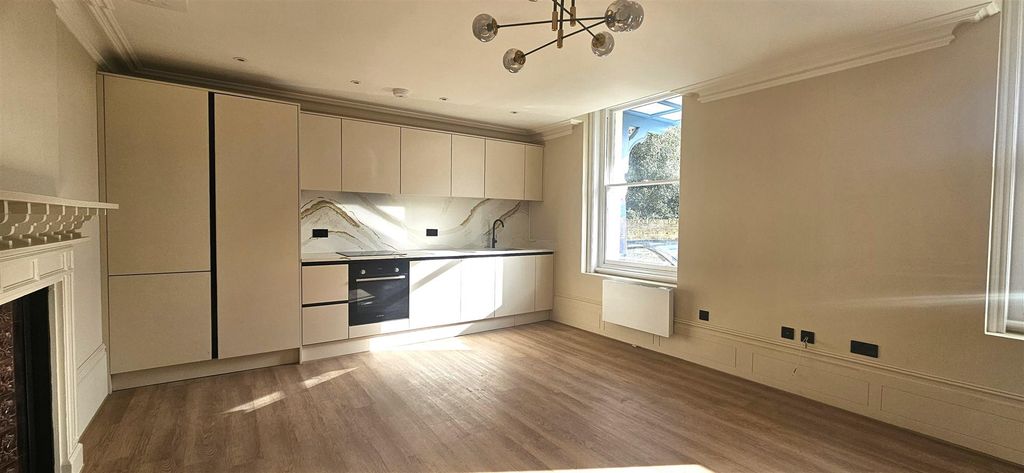 Property photo 2 of 6 1.Jpg