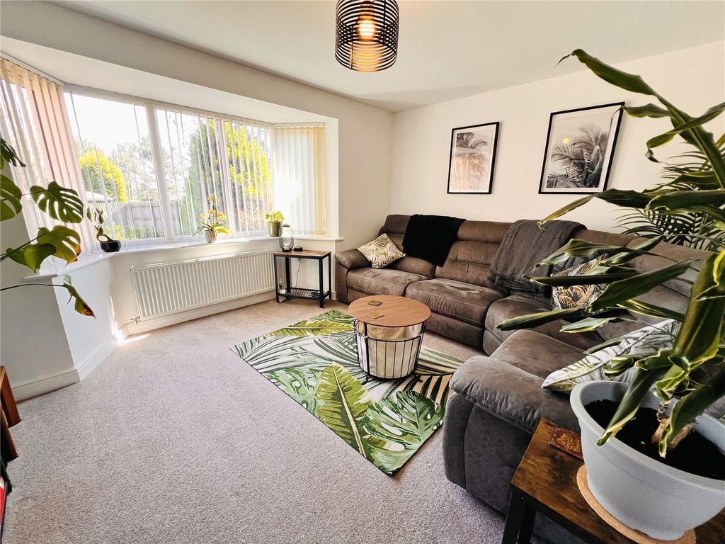 Property photo 2 of 14 Picture No. 02