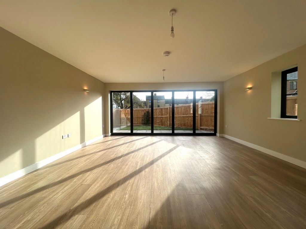 Property photo 2 of 8 Living Room