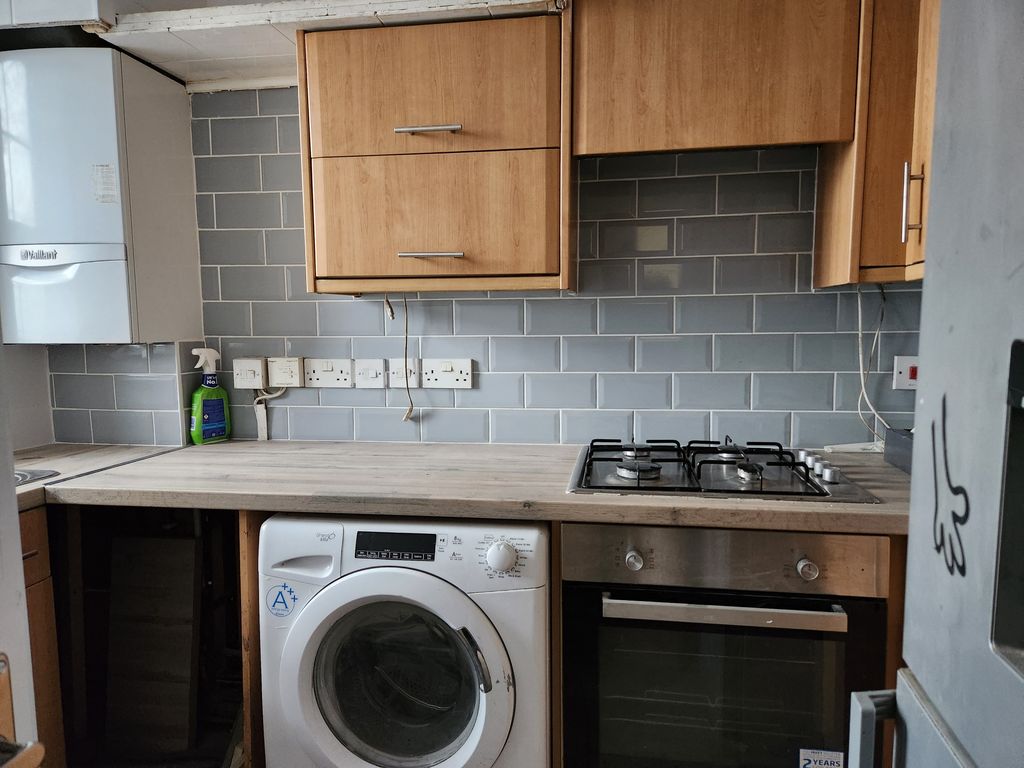 Property photo 2 of 9