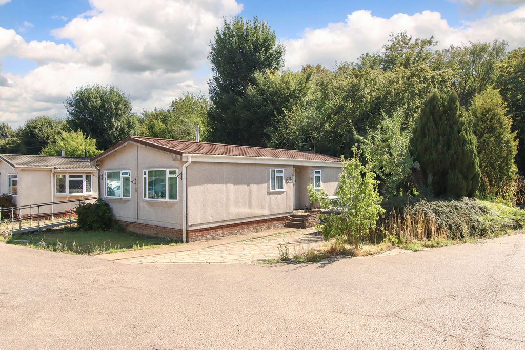 Property photo 1 of 11 Photo 1