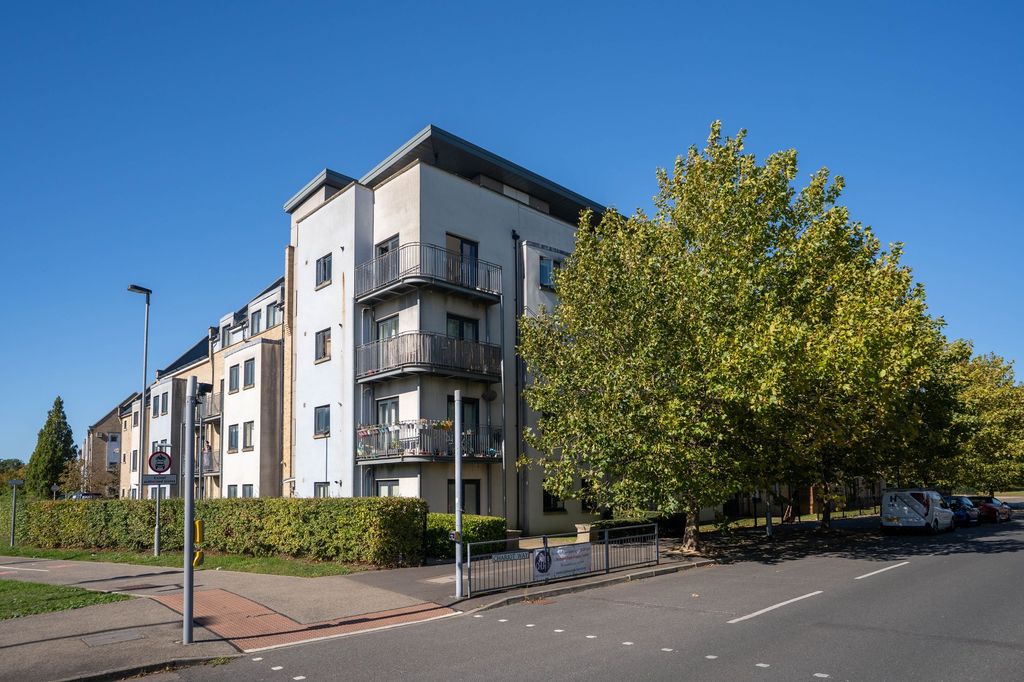 Property photo 1 of 7