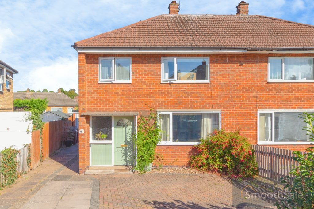 Property photo 2 of 27