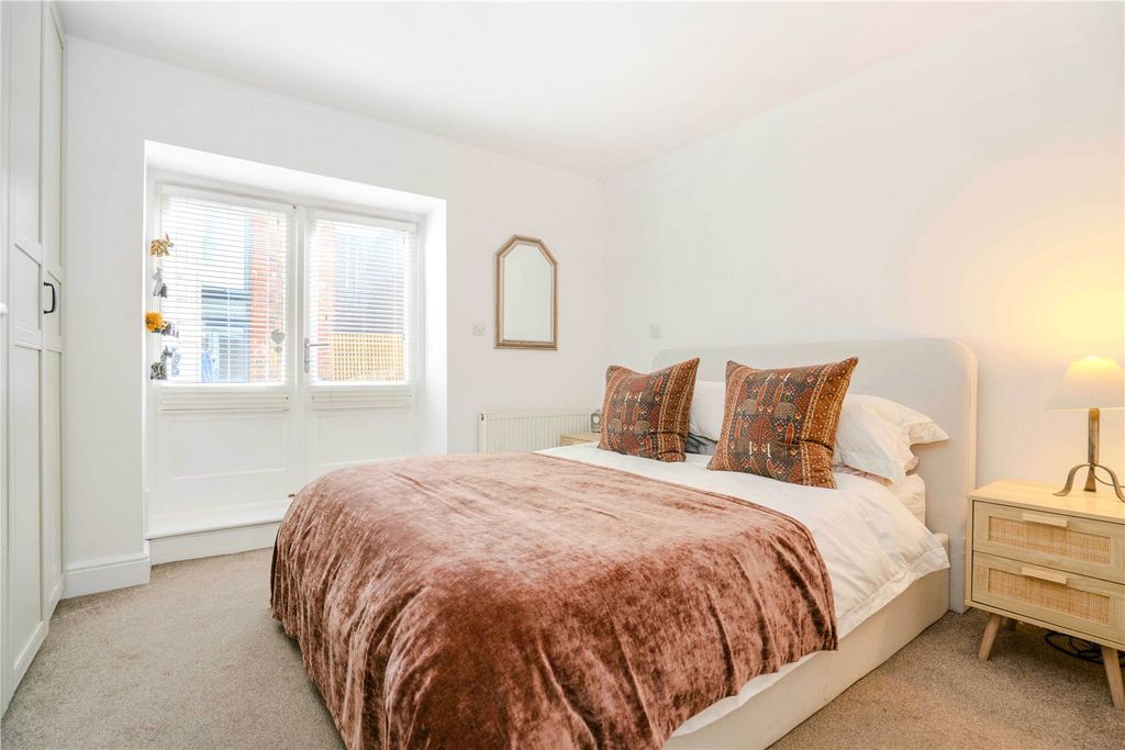 Property photo 2 of 12 Picture No. 09