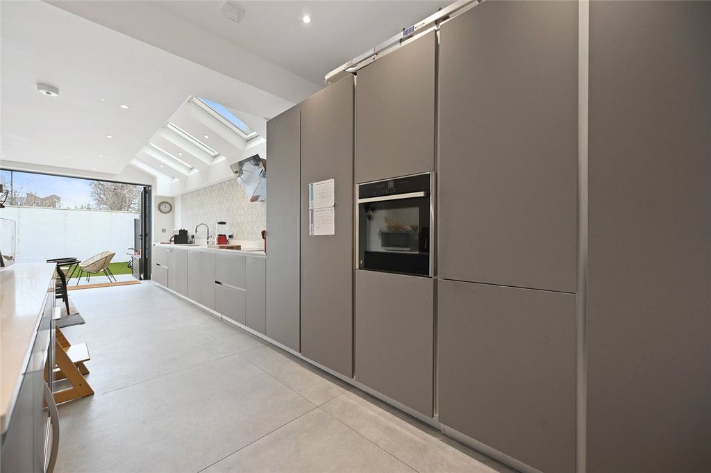 Property photo 3 of 14 Picture No. 03