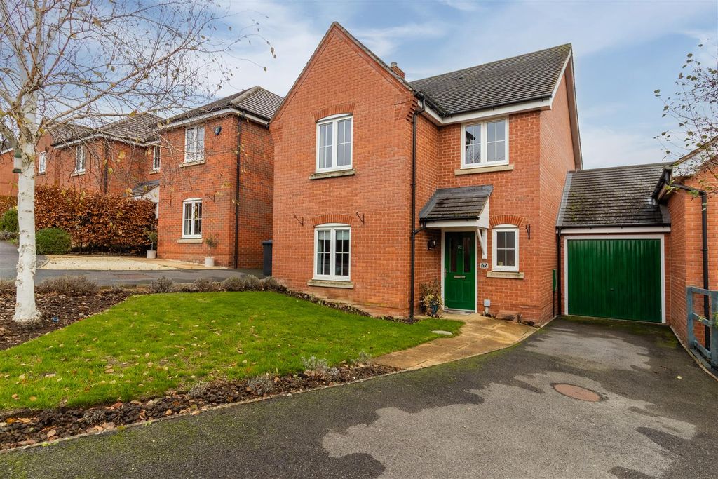 Property photo 1 of 36