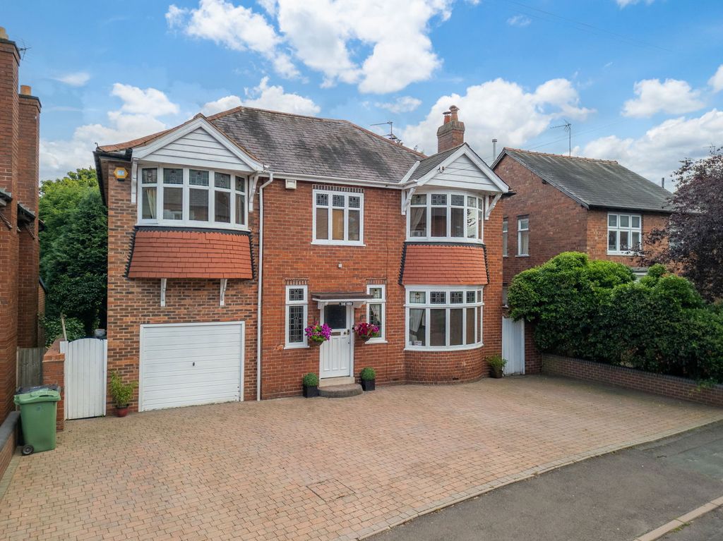 Property photo 1 of 30