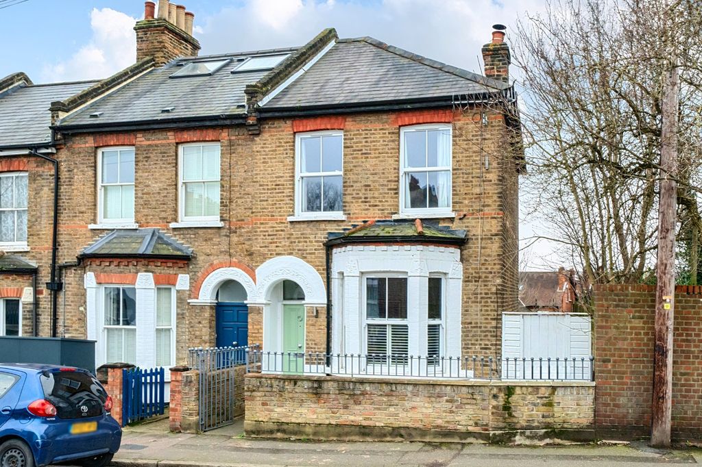 Property photo 3 of 11 Picture No. 50